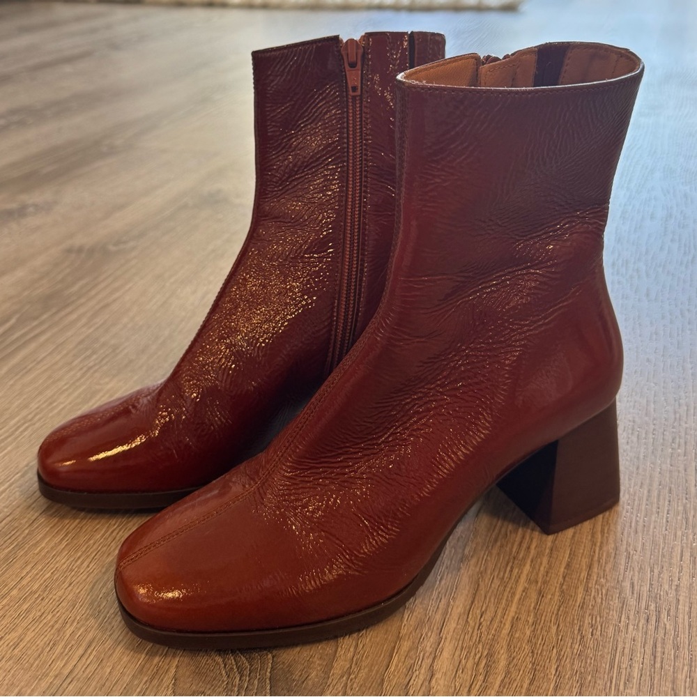 Sezane Women's Patent Leather Ankle Boots in Burgundy
